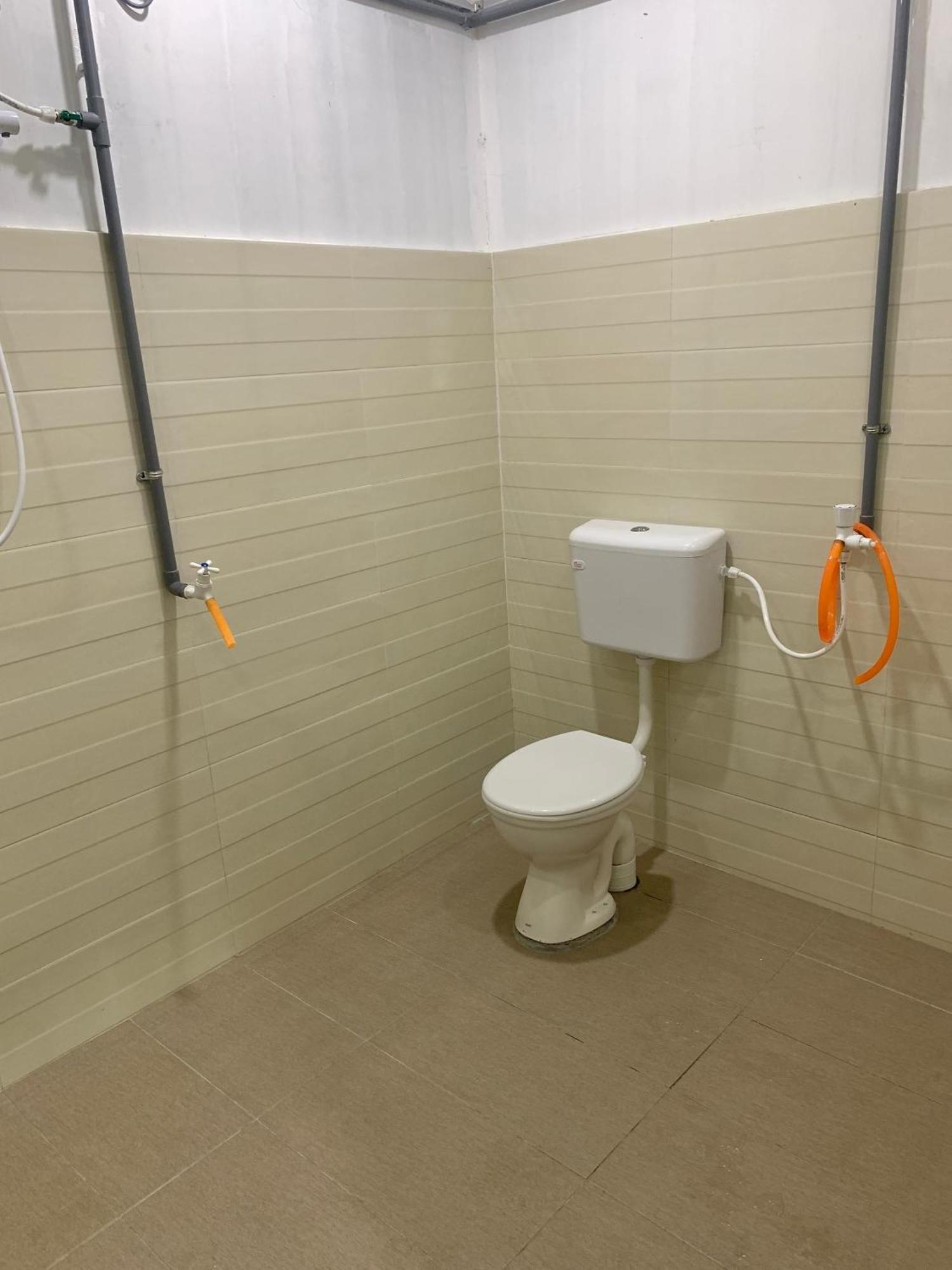 Tiara Inn Homestay 2 Tingkat Pontian Johor Pontian Besar Екстериор снимка