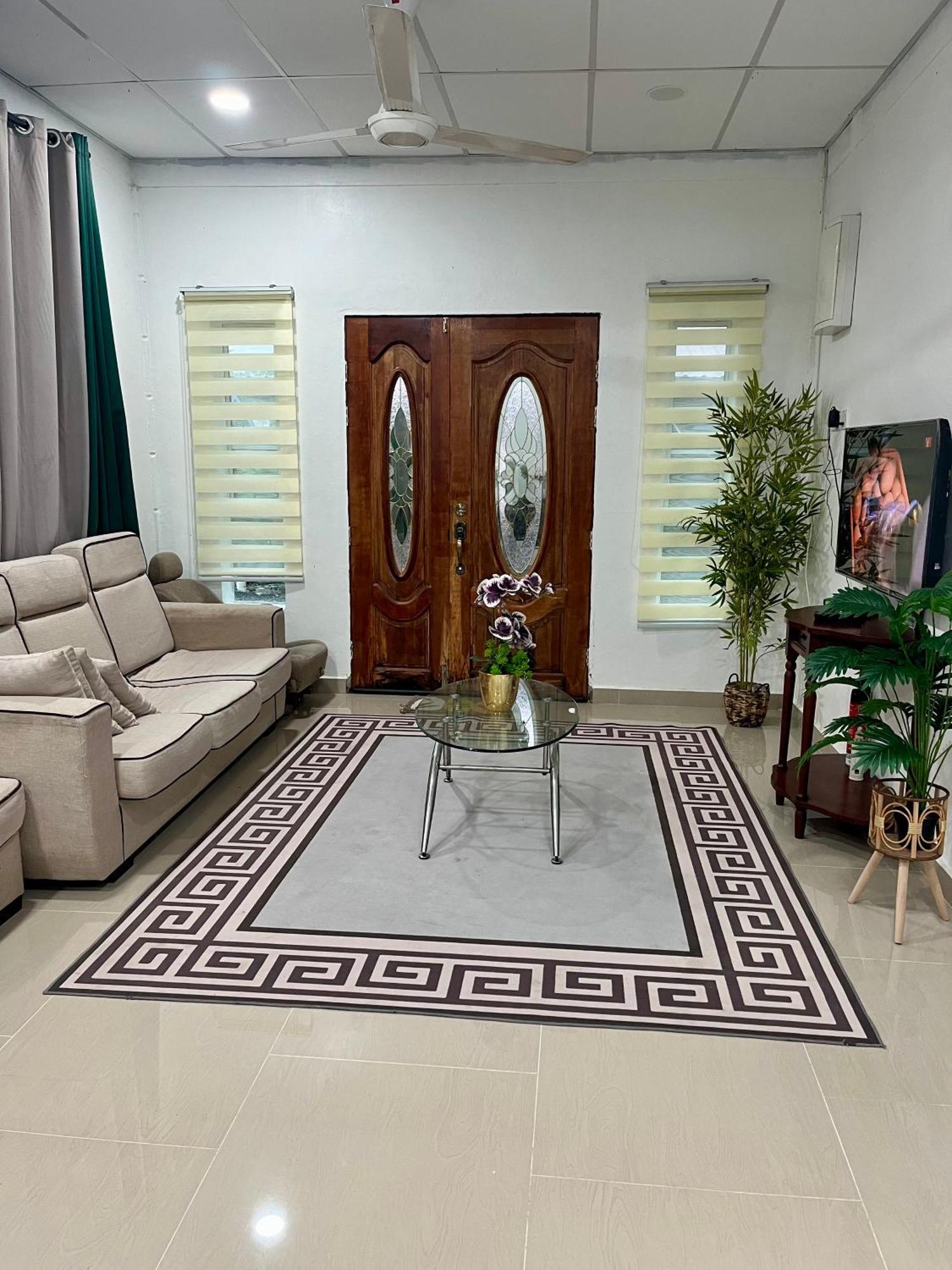 Tiara Inn Homestay 2 Tingkat Pontian Johor Pontian Besar Екстериор снимка
